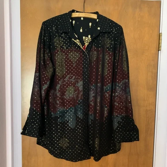 Chico's reversible button blouse.Tunic length.Chico's Size 2 (L/XL)Never worn. - Picture 2 of 9